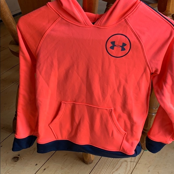 Under Armour Other - Under Armour hoodie
